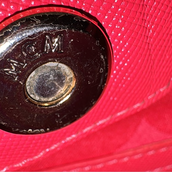 MCM Vibrant Pink Shoulder Bag with Gold Accents with COA - Picture 5 of 16